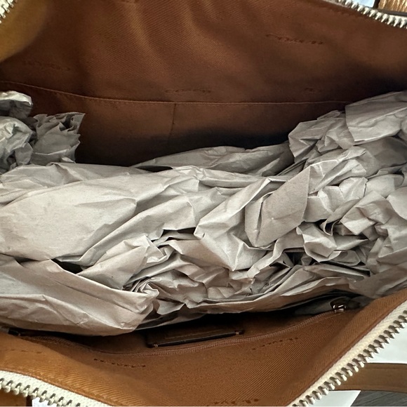 NWT Coach Taylor Tote in Floral - Picture 6 of 7